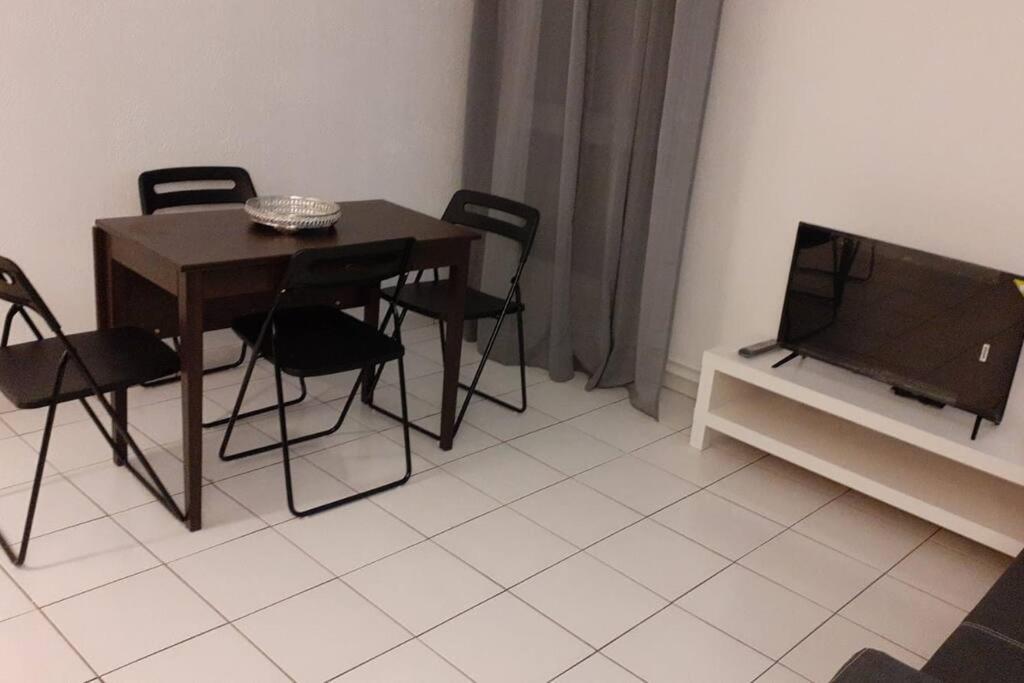 Appart Entre Paris Et Disney Apartman Noisy-le-Grand Kültér fotó